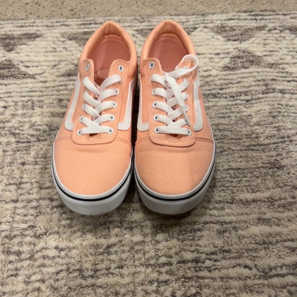 Vans Kids Sneakers in Coral and White - Picture 2 of 4